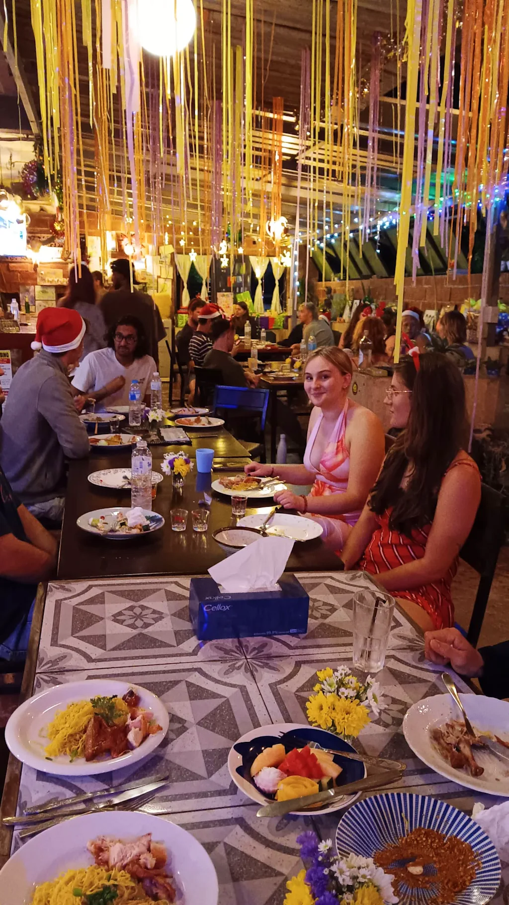 Christmas dinner with guests at Happy House Pai hostel