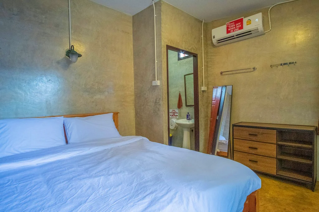 Private room at Happy House backpackers Pai Thailand